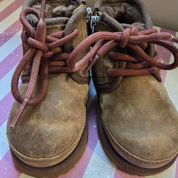 UGG Toddlers Neumel II Weather Size 7 - Picture 5 of 7